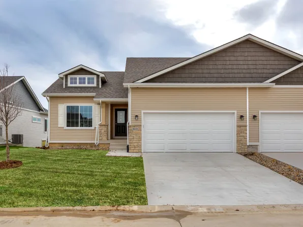 9020 Mockingbird Dr, West Des Moines, IA 50266