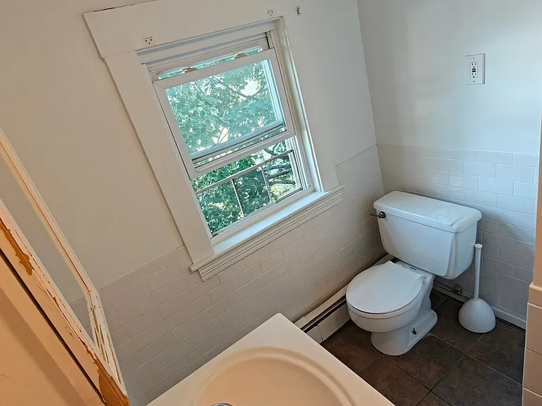153 Governor St #3 — Photo 10