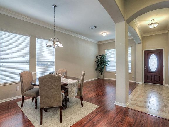 5th image of 154 Nina Ln