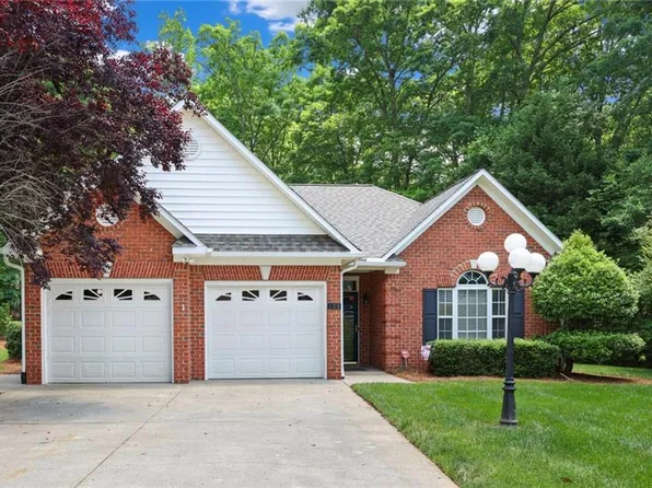 168 Sterling Point Ct, Winston Salem, NC 27104