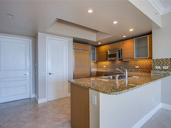3rd image of 322 Karen Ave Unit 3206