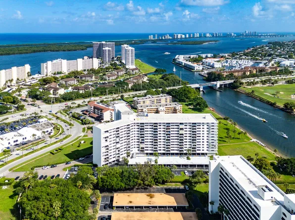 336 Golfview Rd #Penthouse 12, North Palm Beach, FL 33408