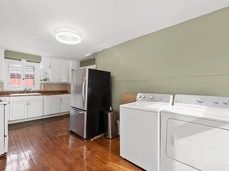 263 Seymour Rd — Photo 6