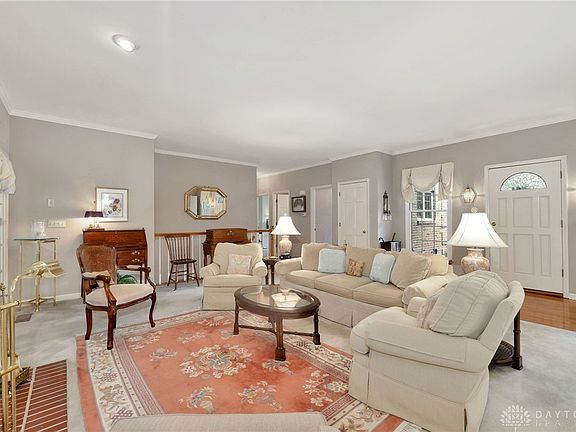 3rd image of 120 Stone Creek Dr