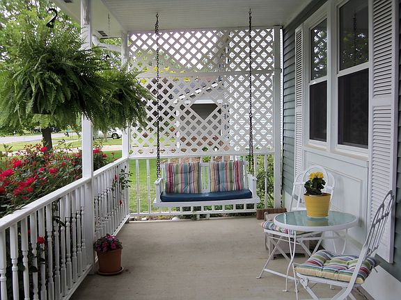 Front porch with swing