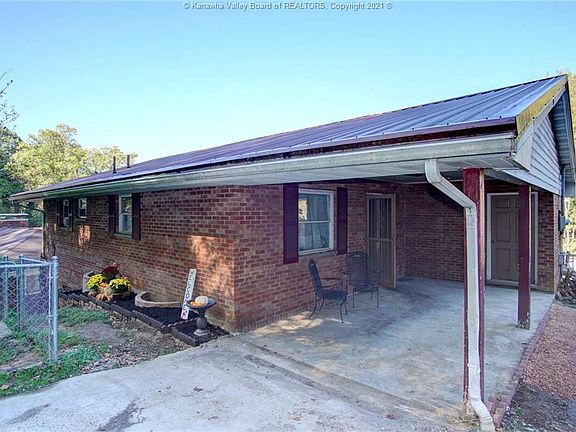 2nd image of 1819 Oakridge Dr