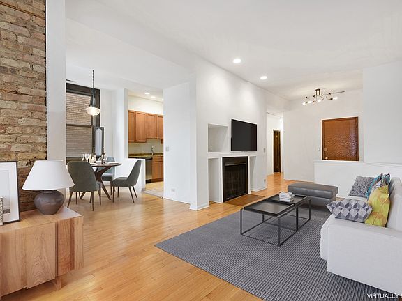 3rd image of 1054 W Hollywood Ave APT 2W