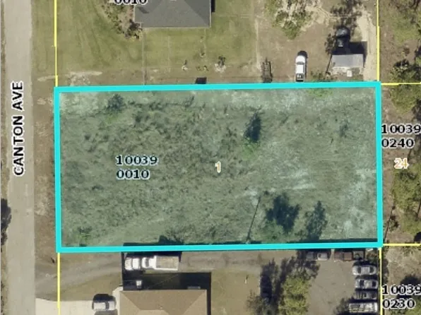 322 Canton Ave, Lehigh Acres, FL 33936
