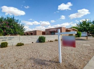 10536 W Palmeras Dr, Sun City, AZ 85373