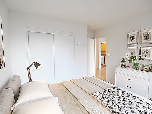 5th image of 423 E 90th St APT 8E
