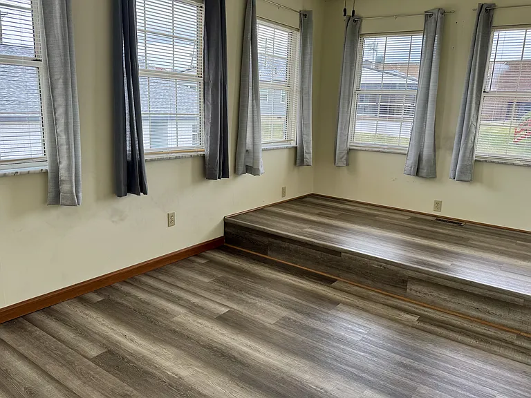 69 Park Cir — Photo 9