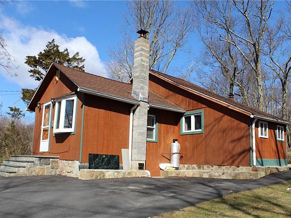 4th image of 12 Hilltop Ct