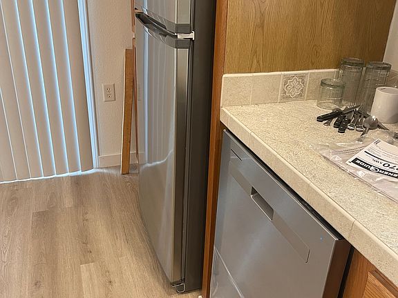 4th image of 3004 Shady Park Dr