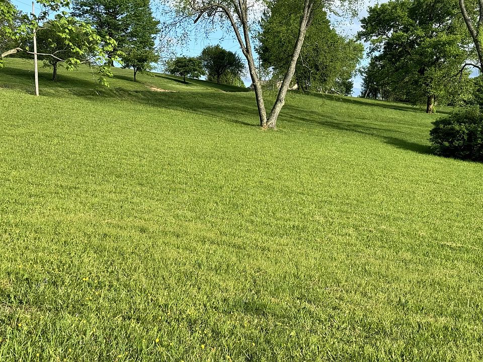 2nd image of Starbuck Rd