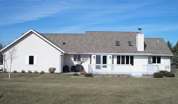 BACK OF HOME & YARD
