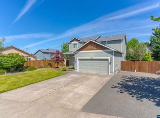 906 Highberger Loop, Aumsville, OR 97325