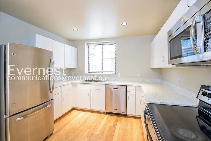 1 bed, 2.0 bath, 1500 sqft, $2,495 — Photo 4