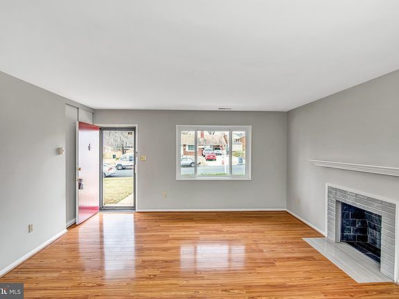 5th image of 6220 Everglades Dr