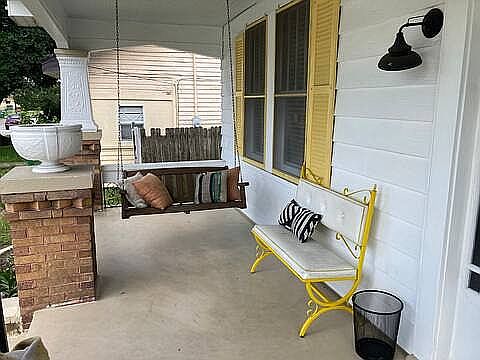 5th image of 2207 Corrine St