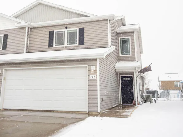 702 Bremner Ave, Bismarck, ND 58503