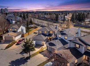 44 NE Riverwood Cir SE, Calgary, AB T2C 4A7