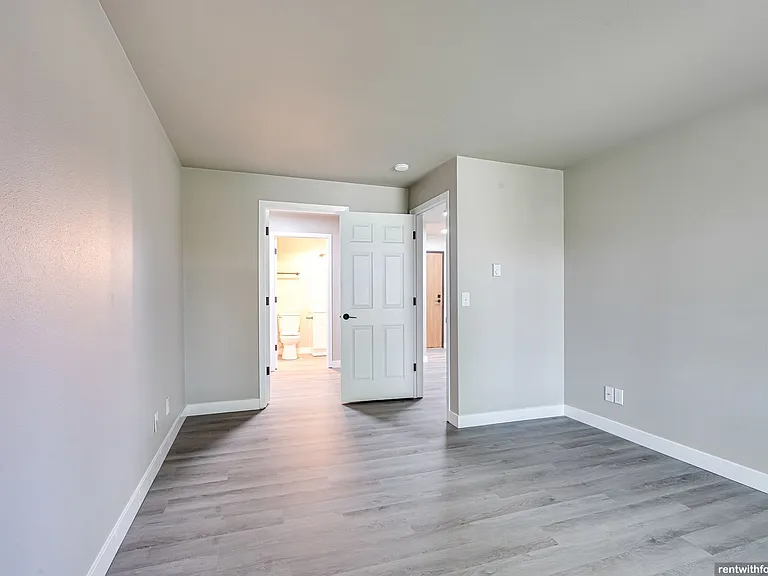 The Edge Community - 100 W. Walnut St. — Photo 8
