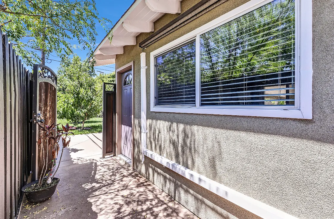 S Euclid St, Anaheim — Photo 1