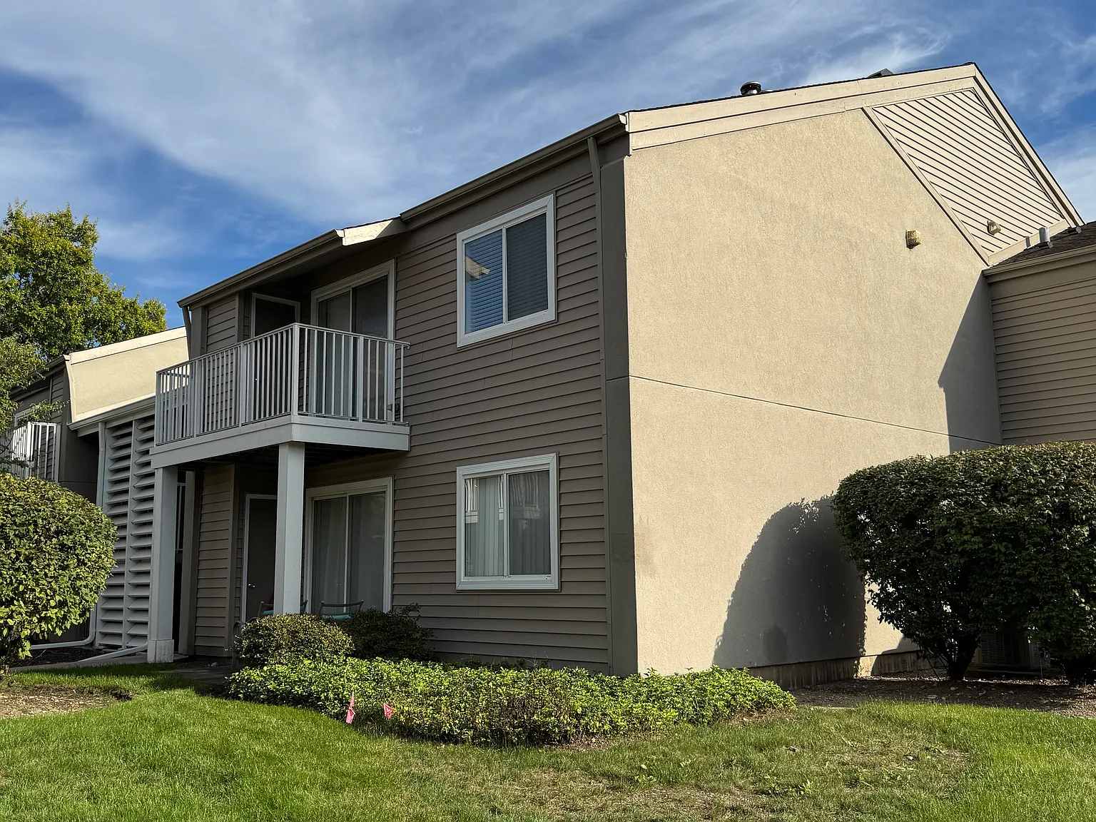 1 bed, 700 sqft, $2,000 — Photo 1