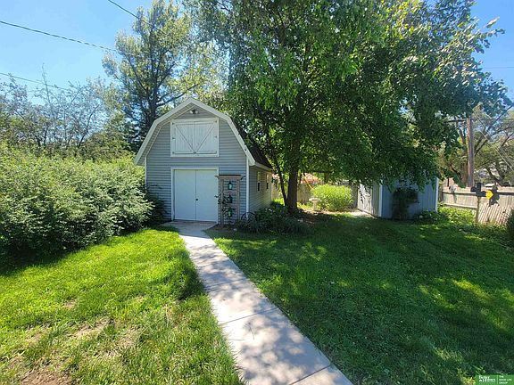 2nd image of 1331 N Kiplinger Ave