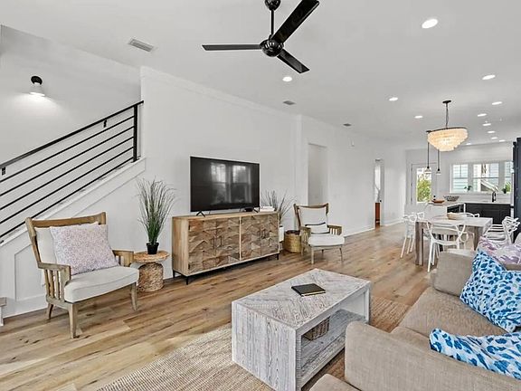 5th image of 105 Loggerhead Ln