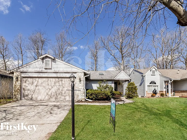 5844 Timber Lake Blvd — Photo 1