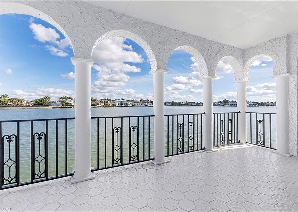 1st image of 4000 Gulf Shore BLVD N #2000