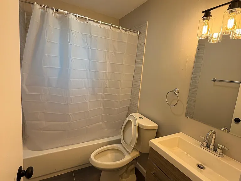 6524 Rainbow Ln — Photo 11