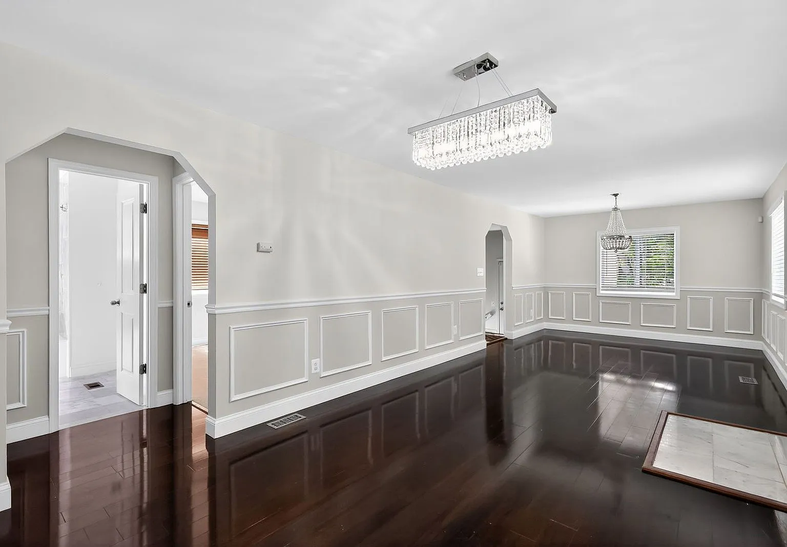 4 bed, 2.0 bath, 2075 sqft, $3,095 — Photo 3