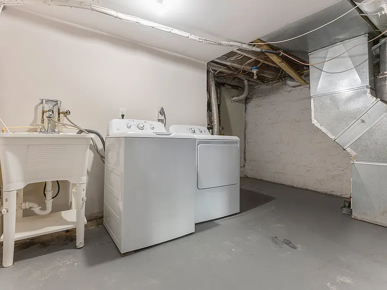 1514 N Luzerne Ave — Photo 12
