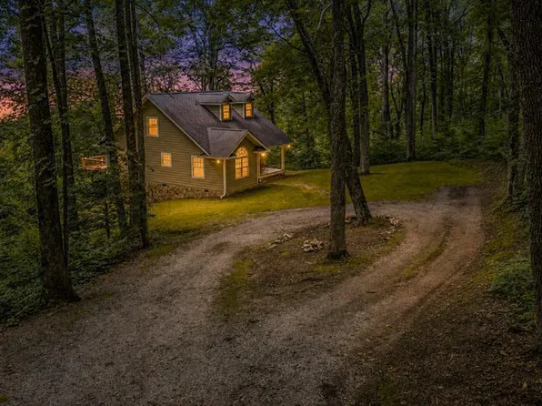 390 Overlook Rd, Bryson City, NC 28713