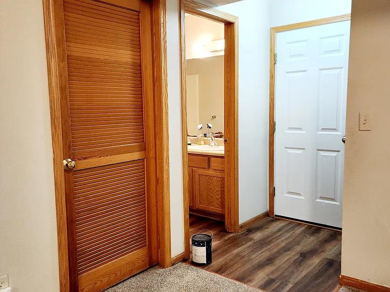 1043 Butler Ave — Photo 13