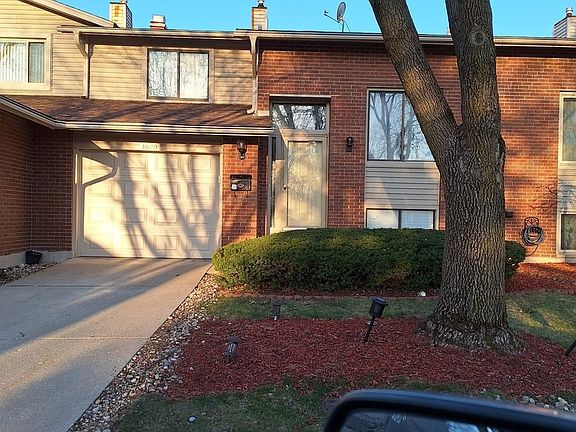 2nd image of 18650 Golfview Dr