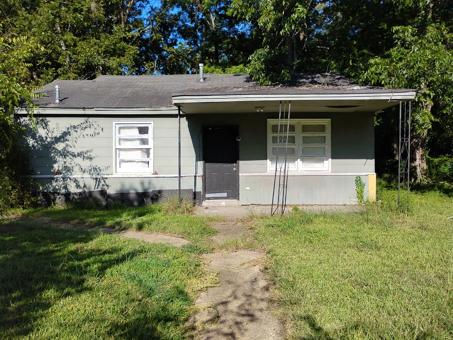 4192 Edgar D Nixon Ave — Photo 1