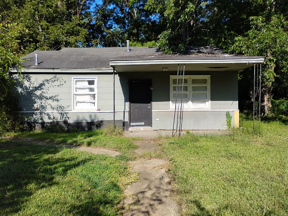 4192 Edgar D Nixon Ave