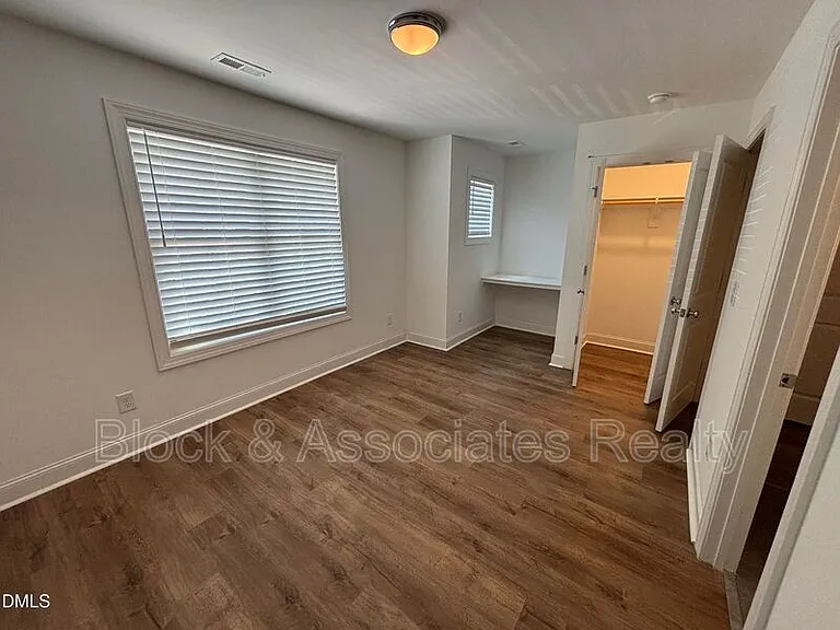 5710 Parker Pines Ct — Photo 65