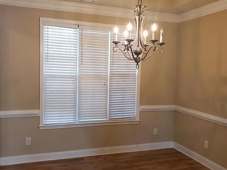 426 Stillwood Dr — Photo 10