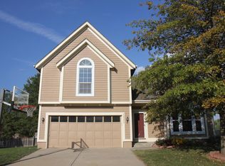 7512 W 156th St, Overland Park, KS 66223