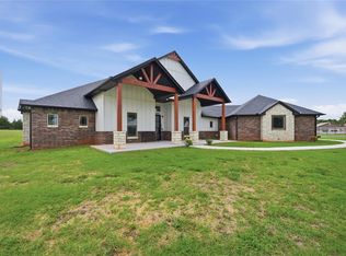 19213 W Walker Rd, McLoud, OK 74851