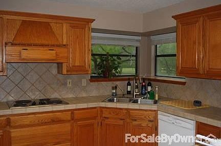 5th image of 35662 Anaqua Dr