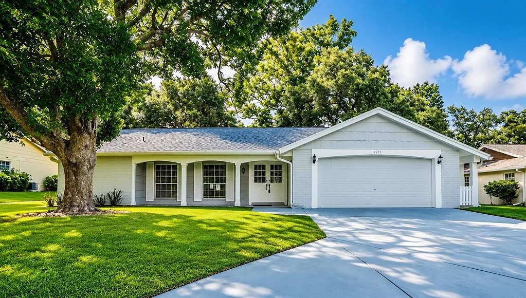 3 bed, 2.0 bath, 1771 sqft, $2,200 — Photo 1