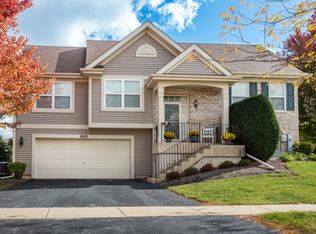 569 Treble Ln, Volo, IL 60073