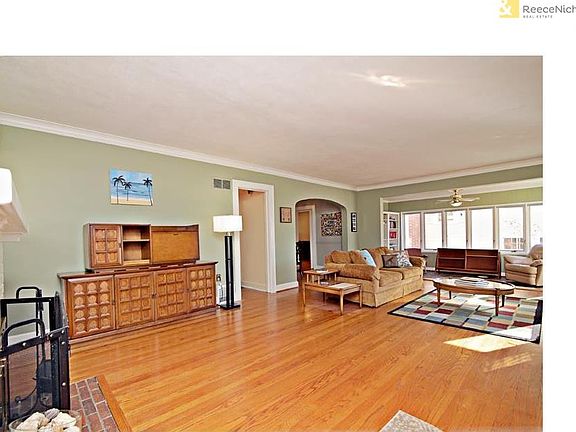3rd image of 4955 Westwood Ter