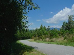 97 High Lake Dr, Nebo, NC 28761