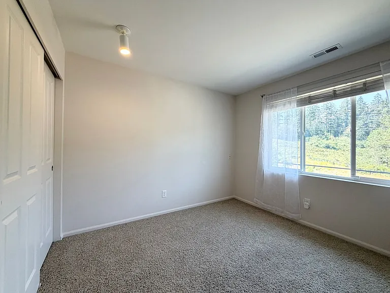 6710 Charlotte Ave SE — Photo 17